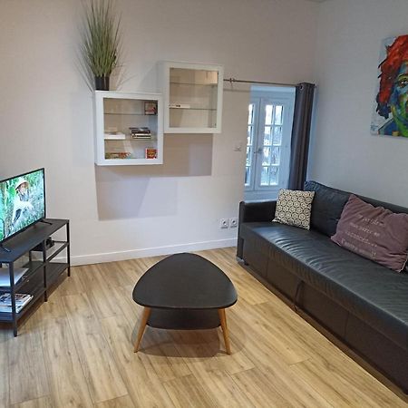 Charmant Appartement Plein Centre Auray Bagian luar foto