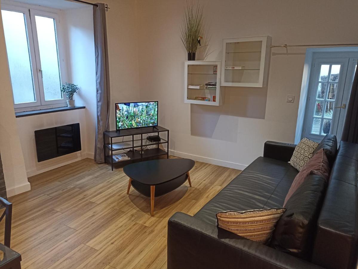 Charmant Appartement Plein Centre Auray Bagian luar foto