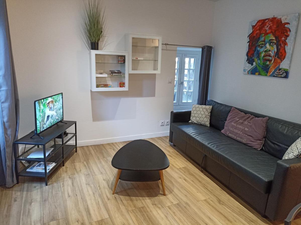 Charmant Appartement Plein Centre Auray Bagian luar foto