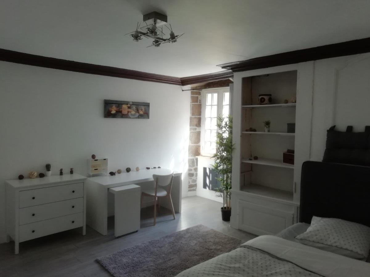 Charmant Appartement Plein Centre Auray Bagian luar foto